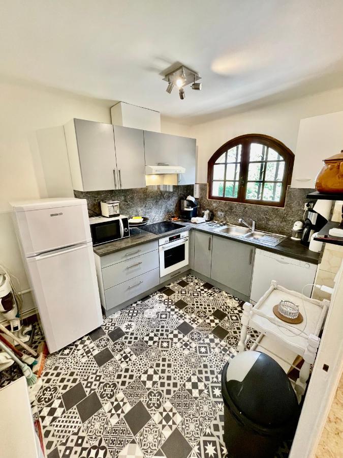 Maison En Provence Avec Piscine Le Beausset Extérieur photo